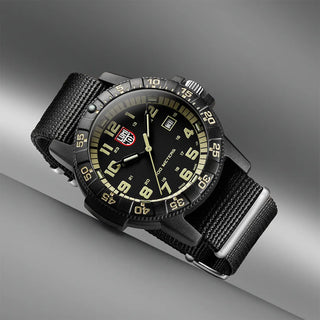 Leatherback Sea Turtle Giant 320 Series