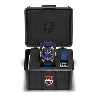 Pacific Diver FORCE BLUE 44 mm, Diver Watch